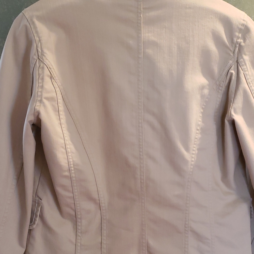 Jacket - Picture 4 of 5